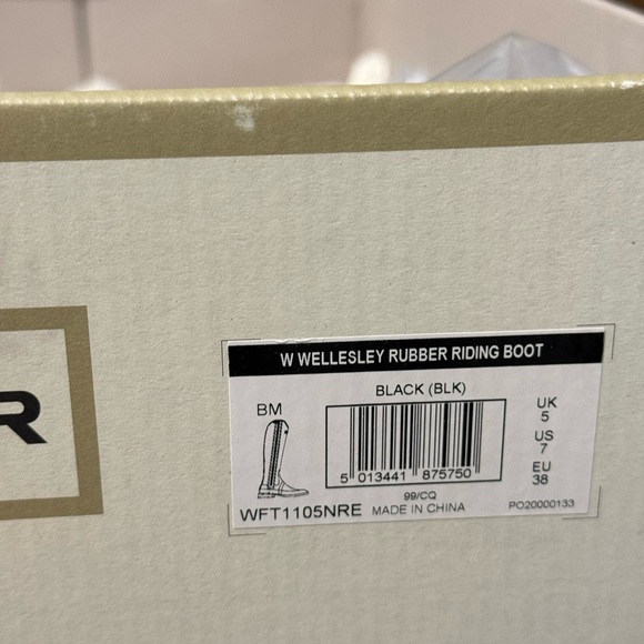 Hunter Wellesley Rubber Riding Boots - Picture 4 of 4